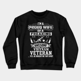 Proud Vietnam Veteran Wife Crewneck Sweatshirt